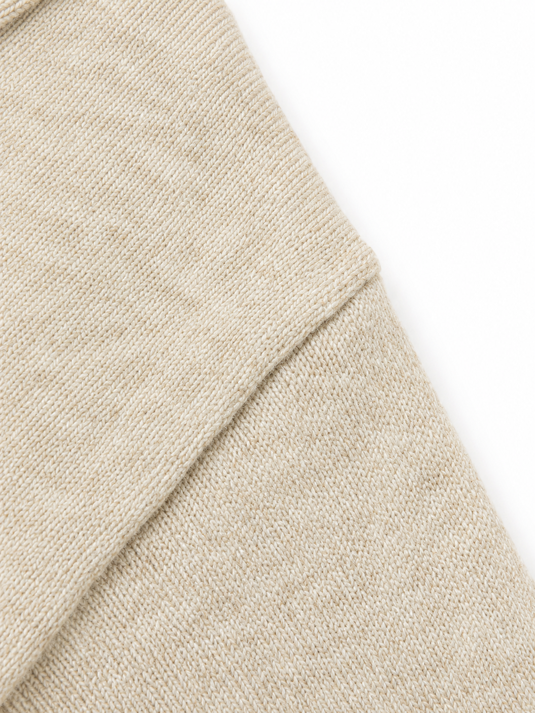 Strickjacke Beige – Schulternaht