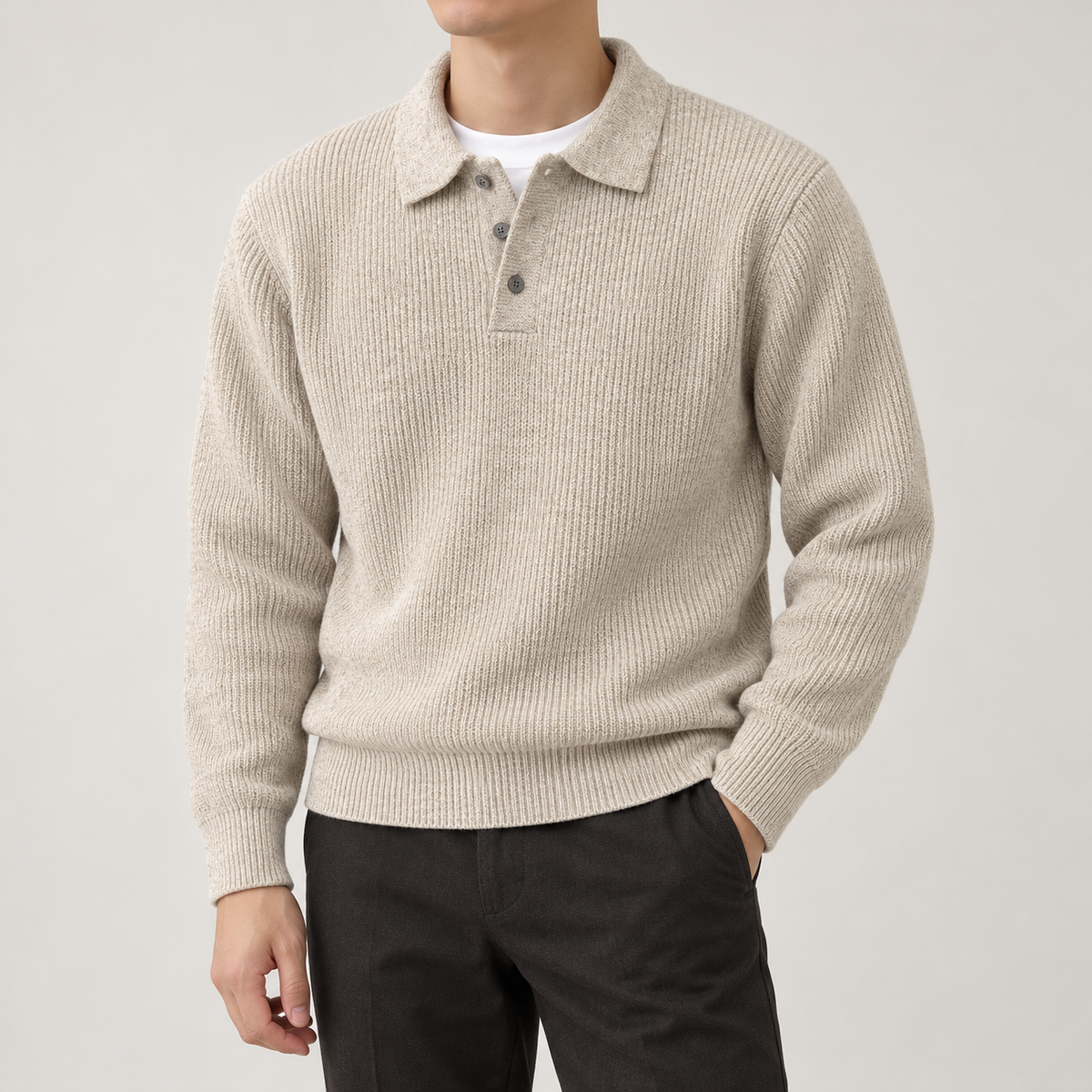 Rippstrick-Pullover Beige am Model