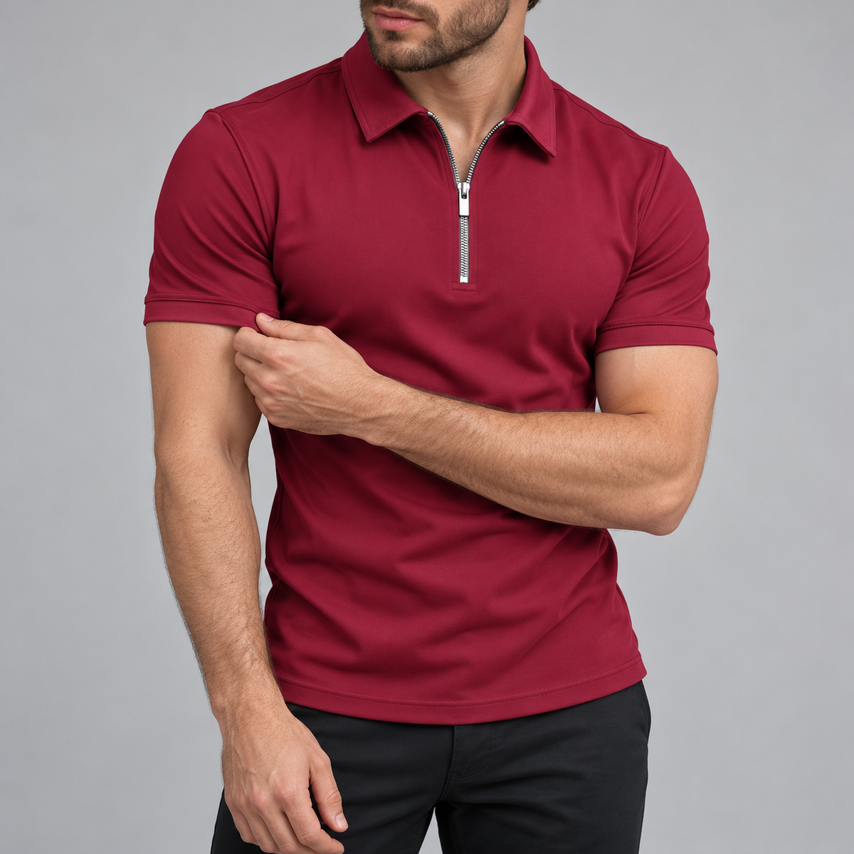 Zip-Polo Bordeaux am Model