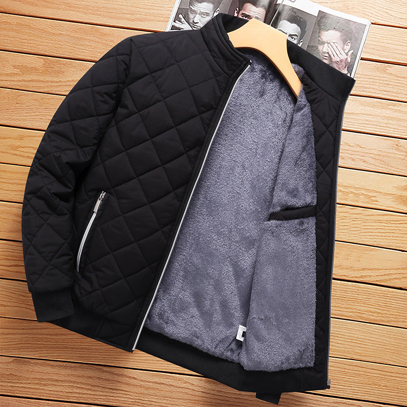 Rautensteppjacke Schwarz – geöffnet mit Innenfutter